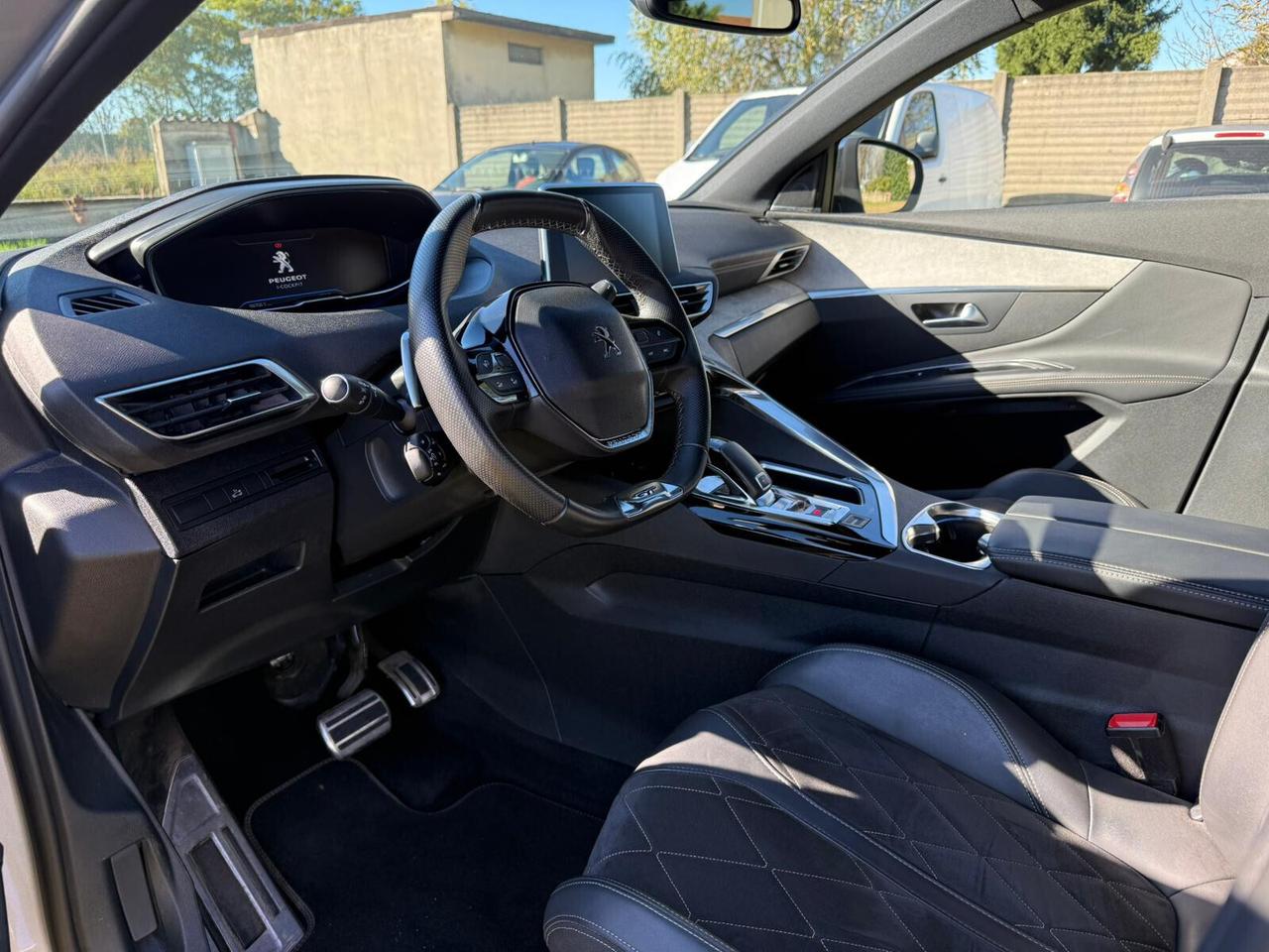 Peugeot 5008 BlueHDi 180 CV EAT8 GT