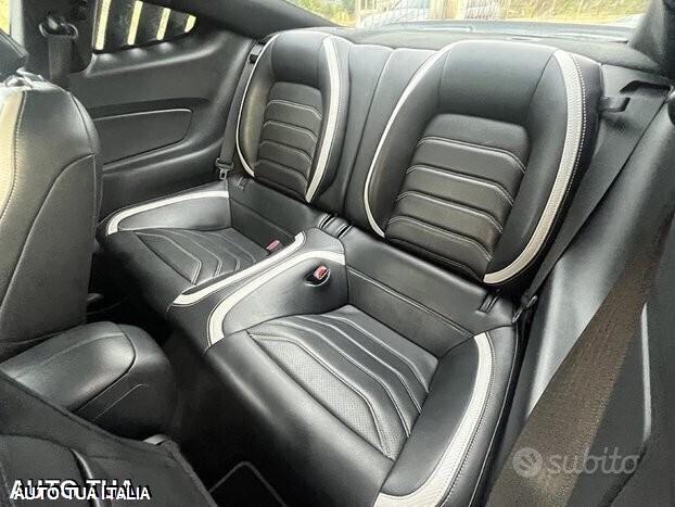 Ford mustang navi camera perfetta