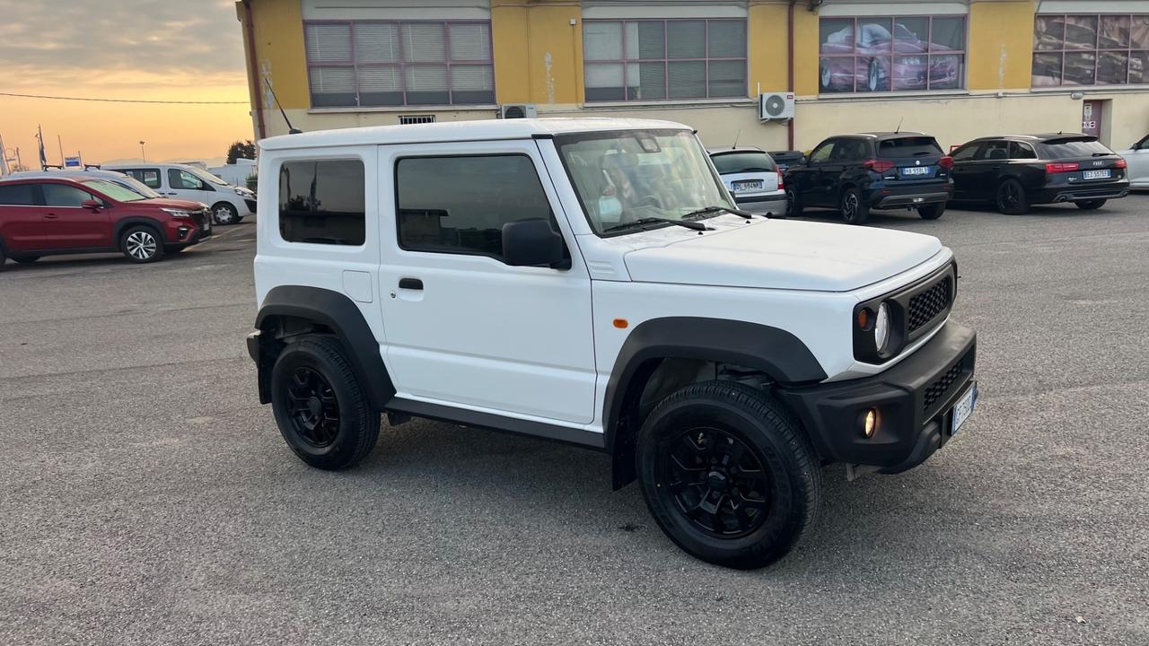 Suzuki Jimny 1.5 5MT PRO (N1)