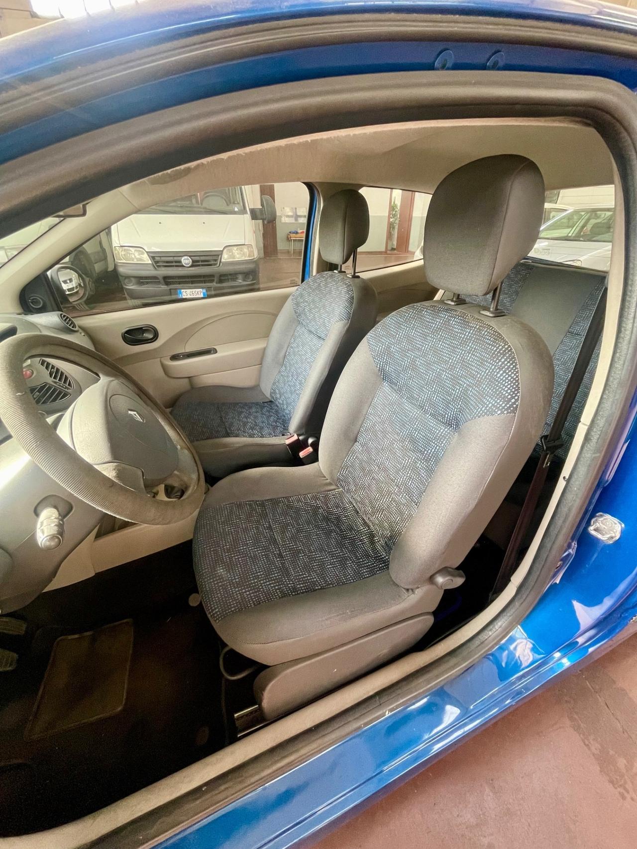 Renault Twingo 1.2 8V per neopatentati