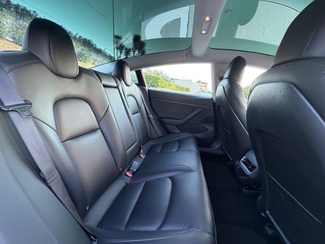 TESLA Model 3 STANDARD RWD PERFETTA
