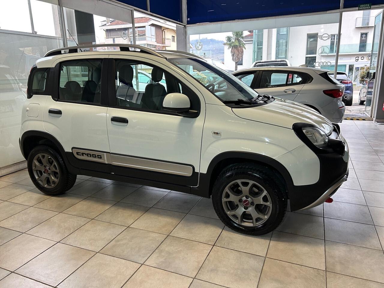 FIAT PANDA CROSS 4X4 1.3 MJ ( 79.000 KM)