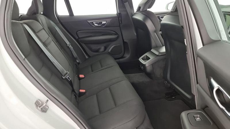 Volvo V60 B4 (d) Geartronic Momentum Business