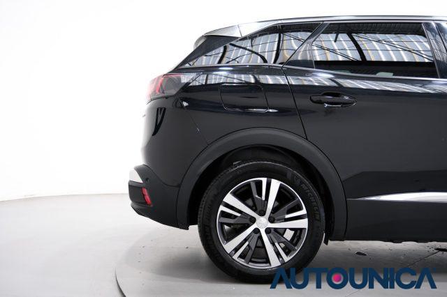 PEUGEOT 3008 Hybrid4 300 E-EAT8 ALLURE PACK FULL LED