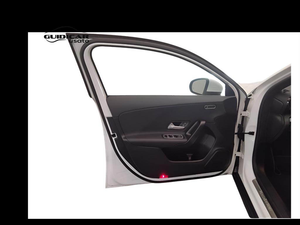 Mercedes-Benz Classe A - W177 2023 - A 180 d Advanced auto
