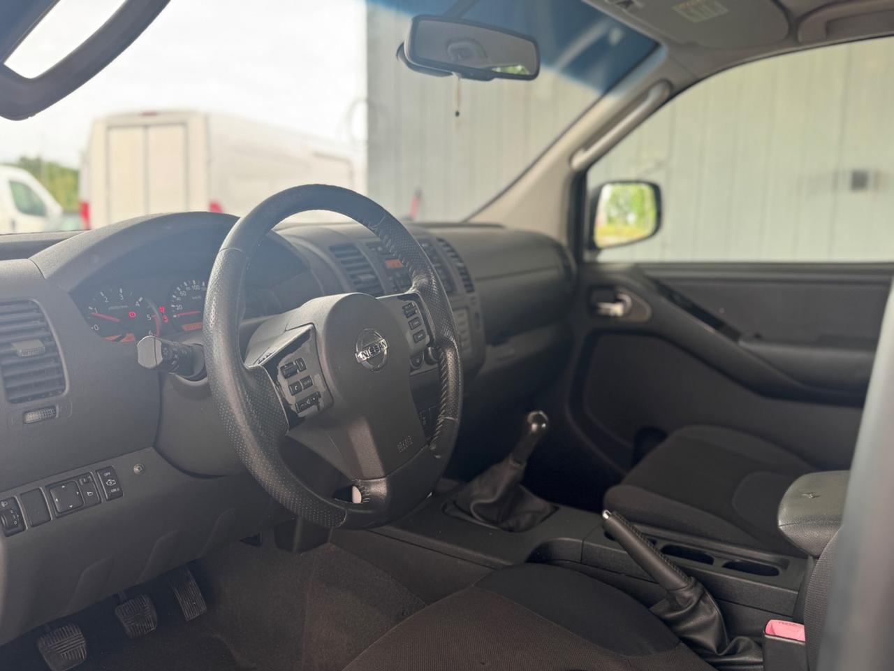 Nissan Navara 2.5 dCi 4 porte Double Cab Platinum