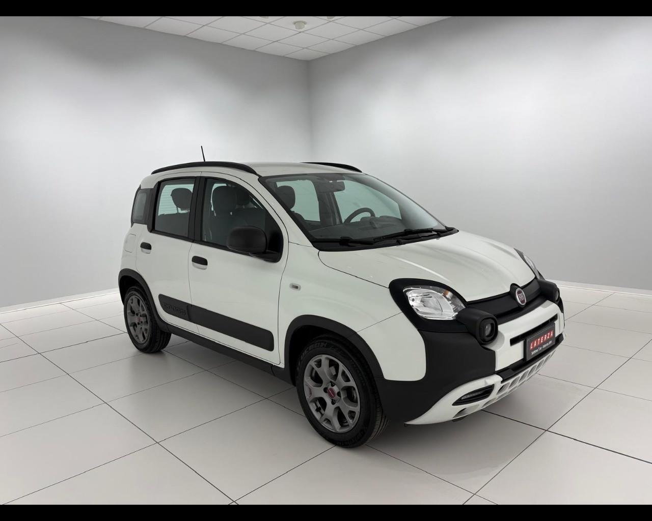 FIAT Panda 1.0 firefly hybrid City Cross s&s 70cv