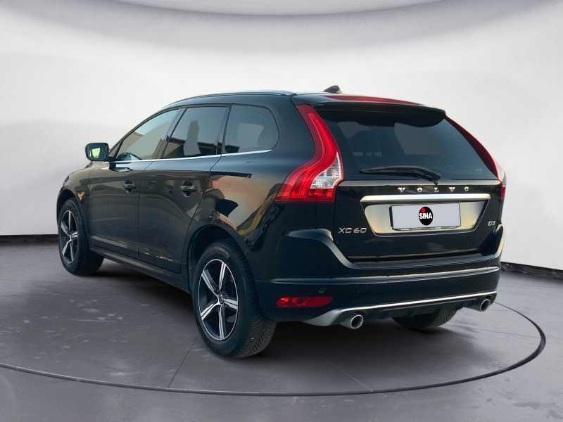 VOLVO XC60 2.0 d3 R-design 150cv geartronic