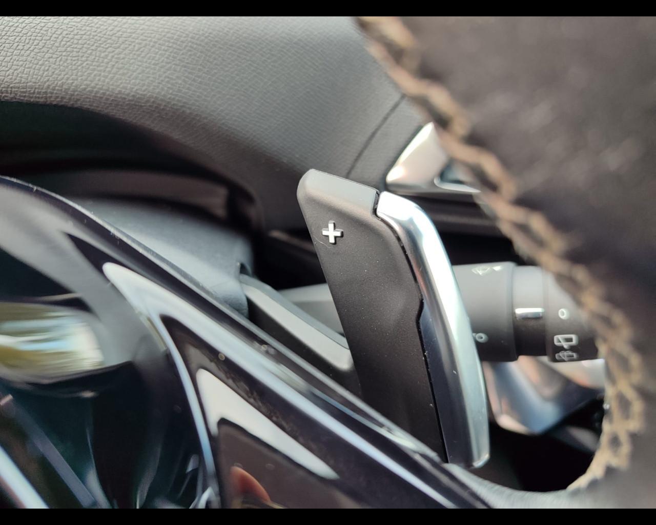 PEUGEOT 3008 2ª serie - 3008 BlueHDi 130 S&S EAT8 Allure Pack