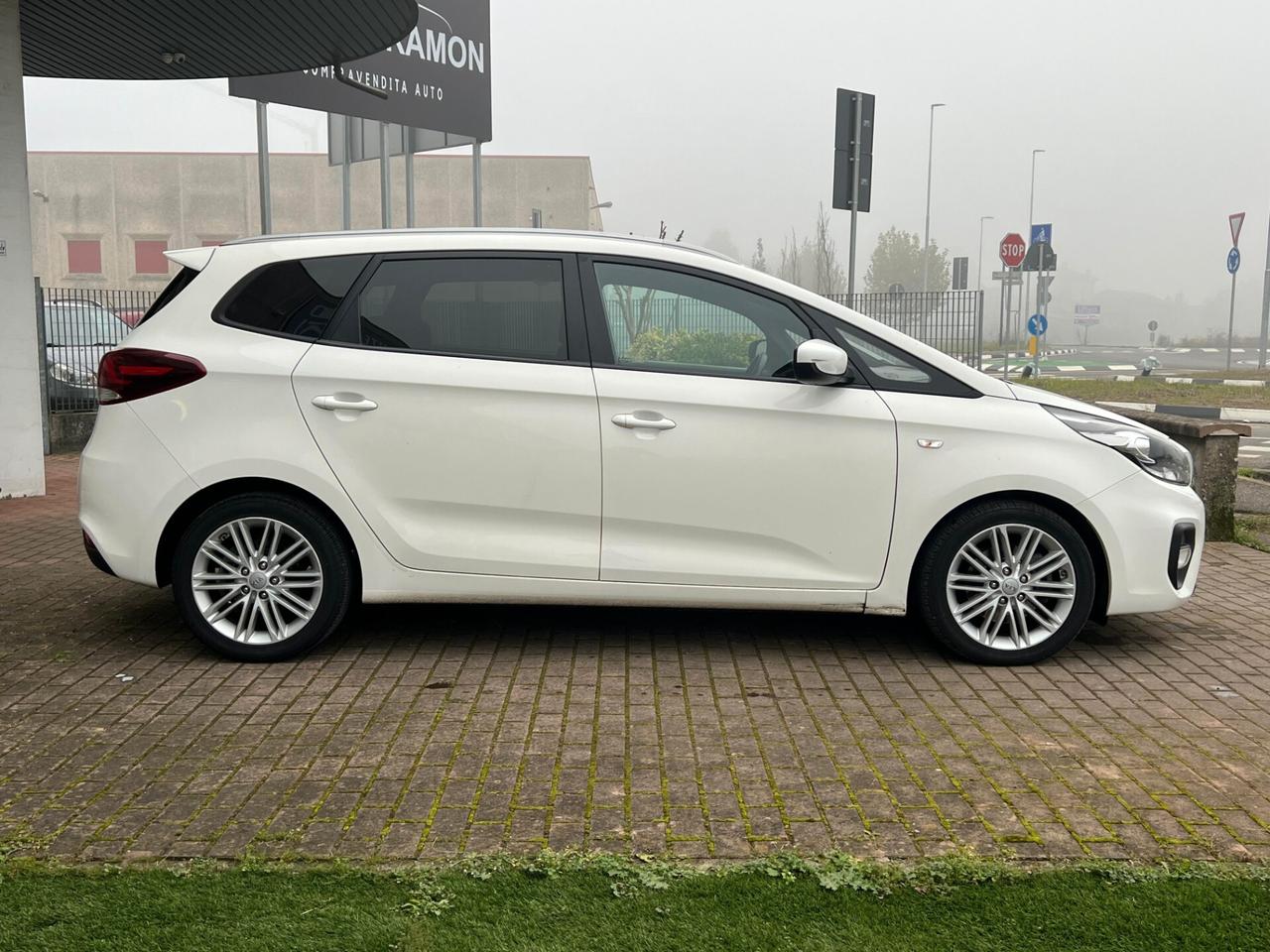 Kia Carens 1.7 CRDi 141 CV Platinum 7 POSTI