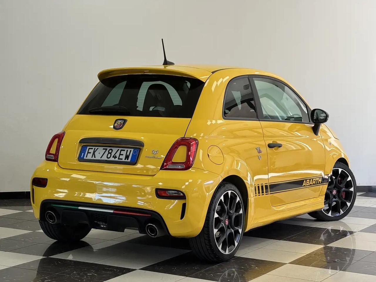 Abarth 595 1.4 Turbo T-Jet 180 CV Competizione
