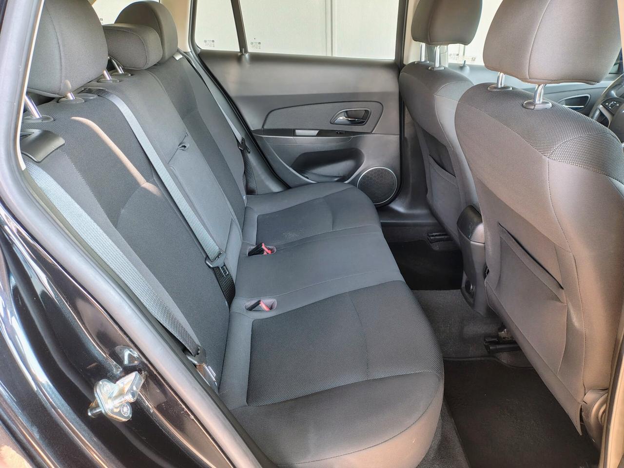 Chevrolet Cruze 1.7 Diesel Station Wagon LTZ