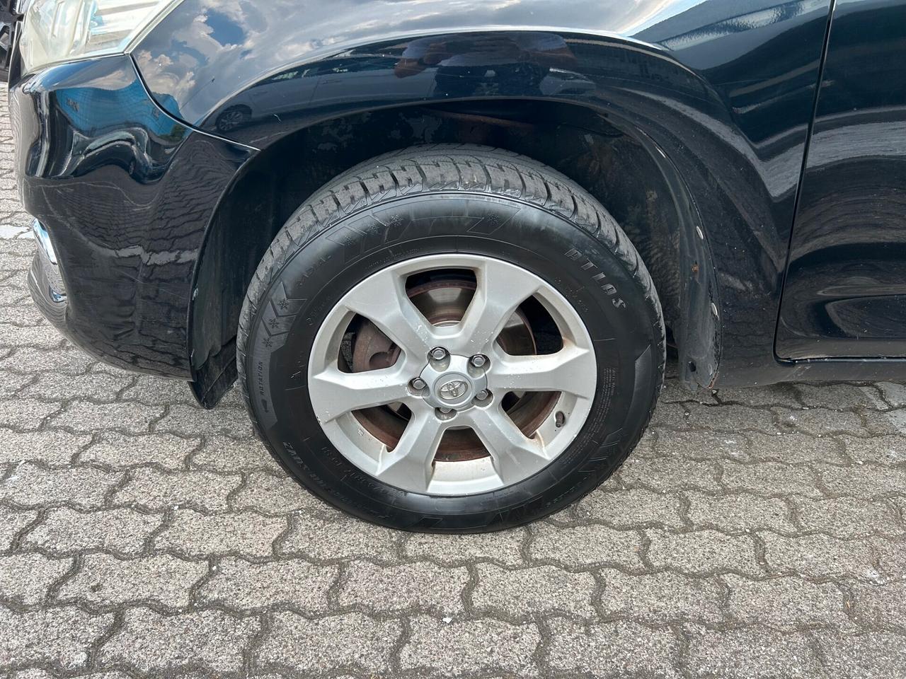 Toyota RAV 4 2.2 d-cat 4WD 177cv GANCIO TRAINO