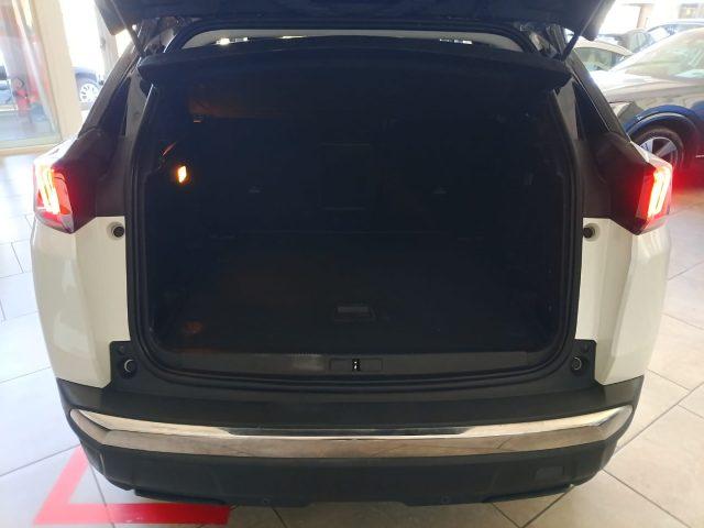 PEUGEOT 3008 BlueHDi 130 S&S EAT8 Allure Pack AUTOCARRO N1