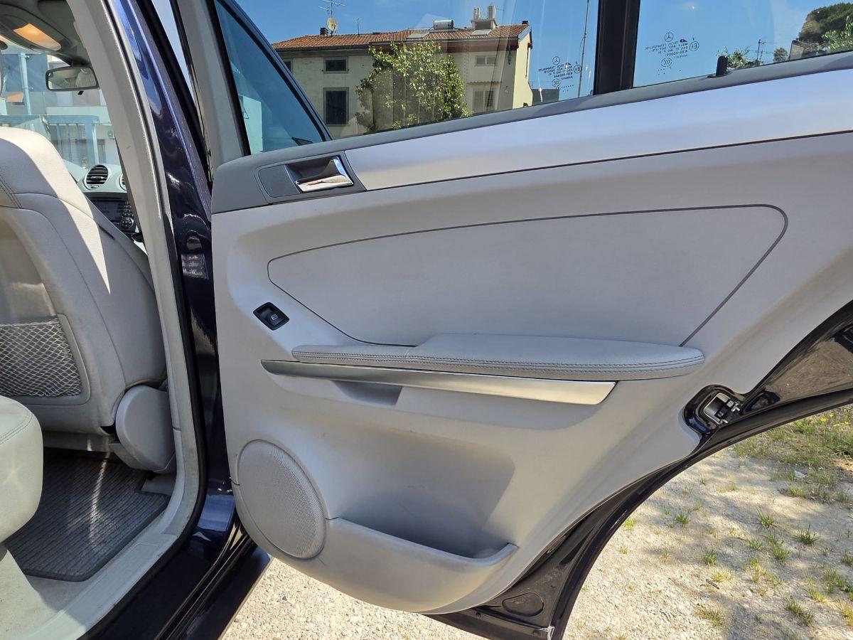 MERCEDES - Classe ML - 320 CDI Sport