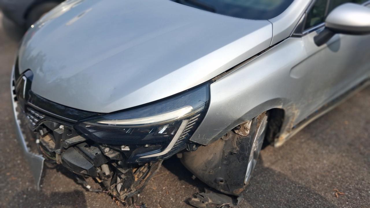 Renault Clio TCe 90 CV 5 porte INTENSE