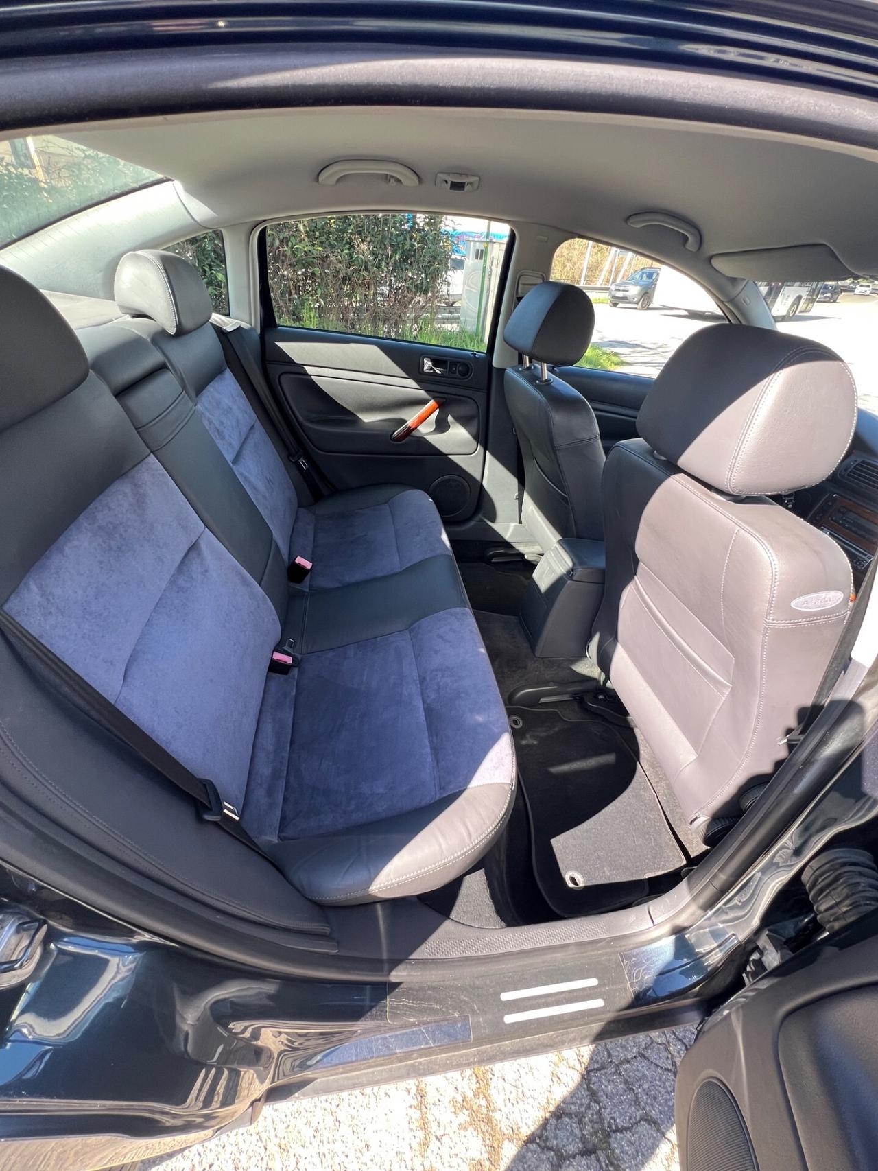 Volkswagen Passat 1.9 TDI/130 CV cat Highline