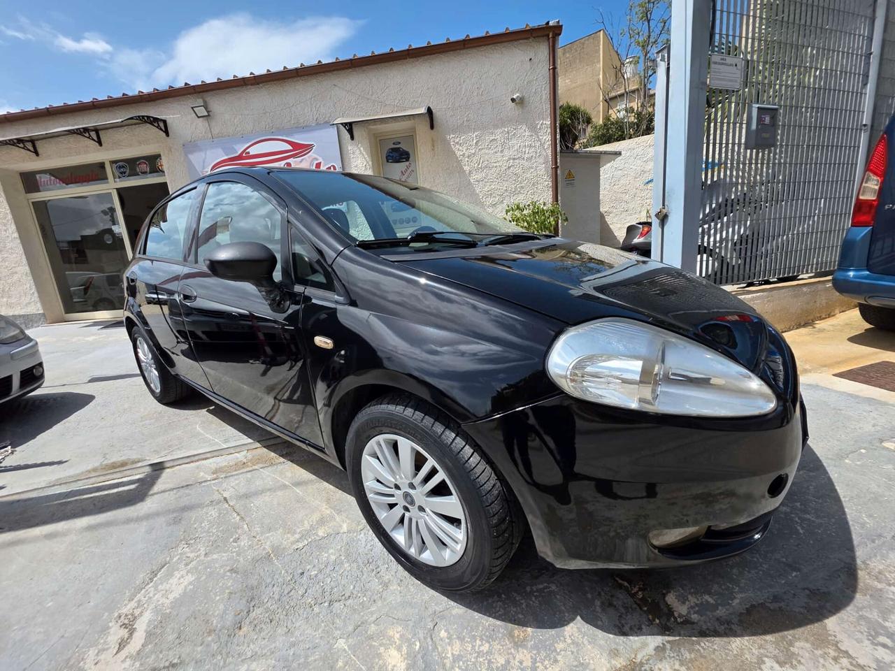 Fiat Grande Punto 1.3 MJT 75 CV 5 porte Dynamic