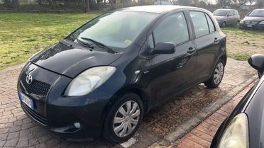 Toyota Yaris 1.4 D-4D automatico