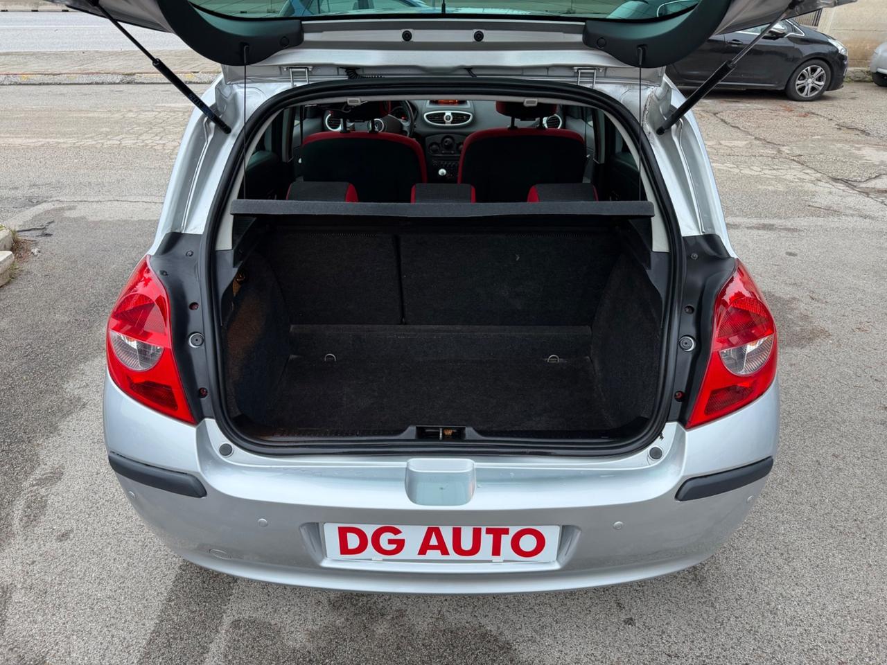 Renault Clio 1.2 benzina 75 cv 2008 100.000 km