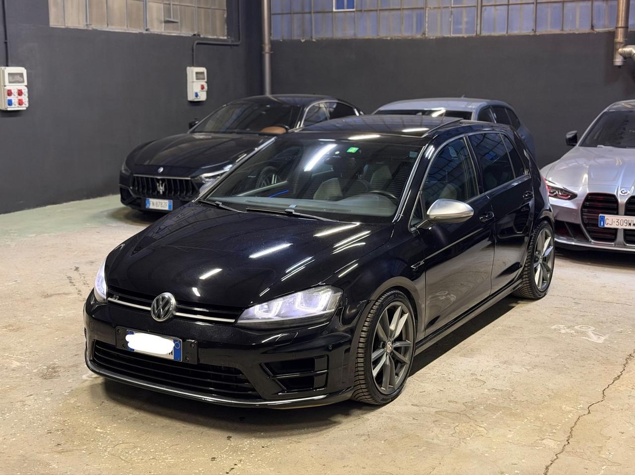 Volkswagen Golf R 2.0 5p.
