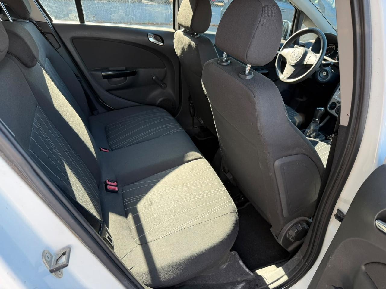 Opel Corsa 1.0 12V 5 porte Enjoy
