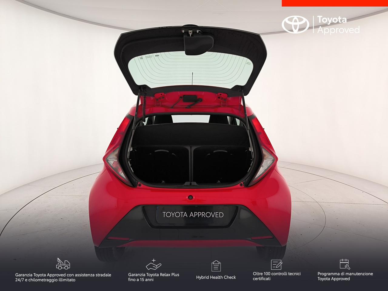 Toyota Aygo 5p 1.0 x-play 72cv