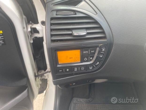 Citroen C4 Grand Picasso 2.0 HDi 150 FAP Selection