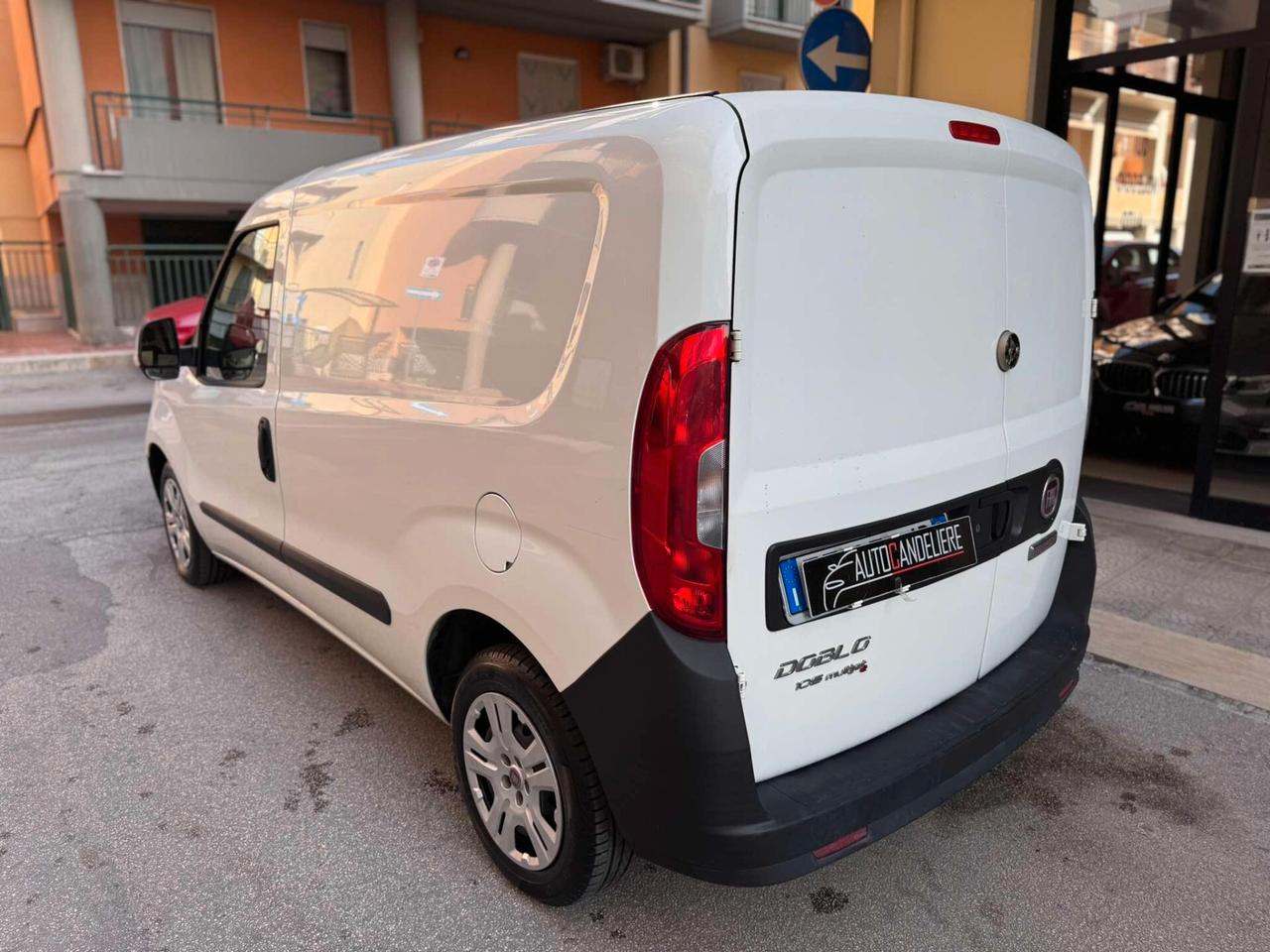 Fiat Doblò 1.6 MJT 105CV PC-TN Cargo Lamierato SX/ATTREZZATURA COMPRESA