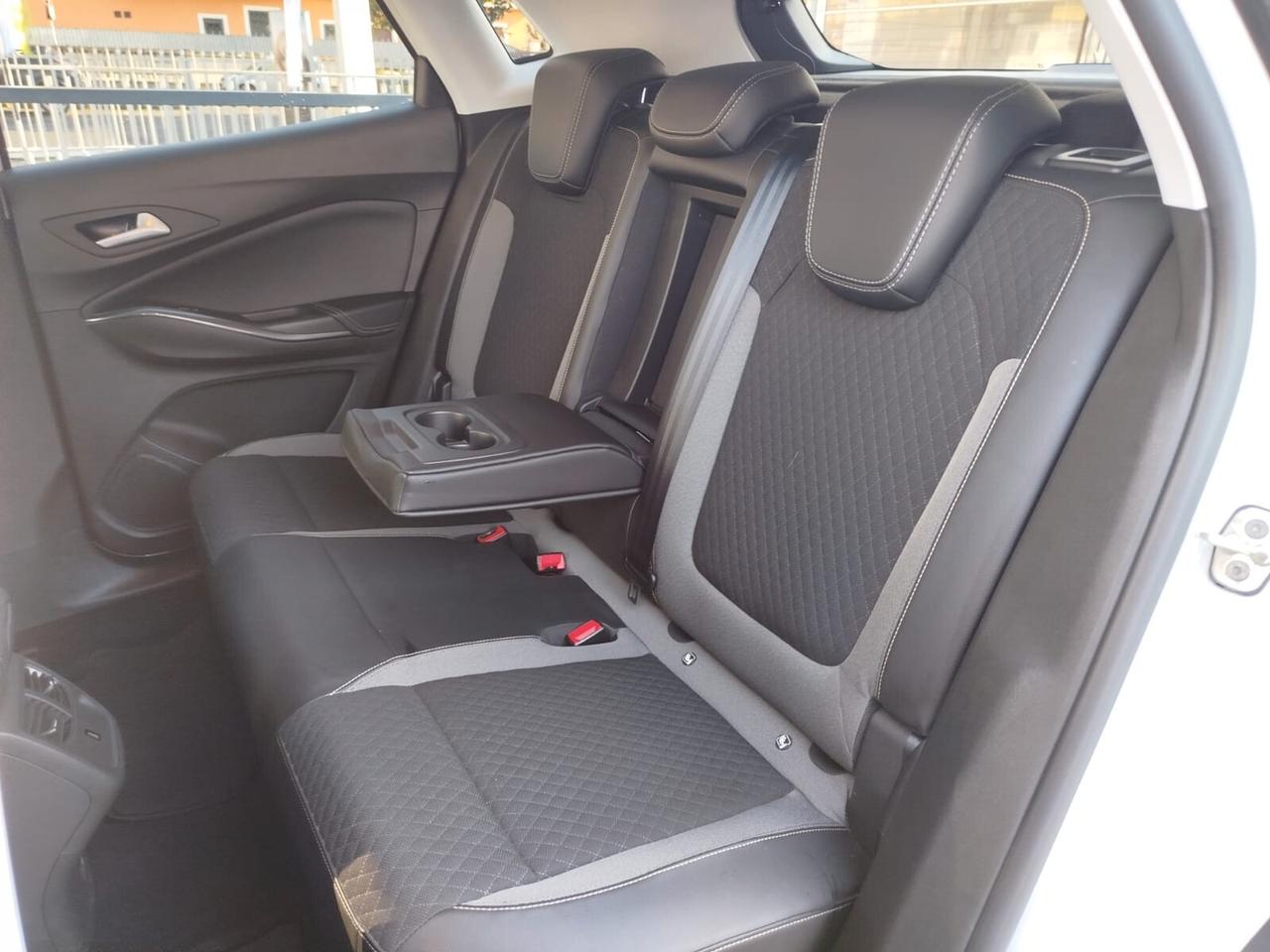 Grandland X HYB-PLUG IN 1.6-181cv *PREZZO VERO* GARANZIA-IVA DEDUCIBILE