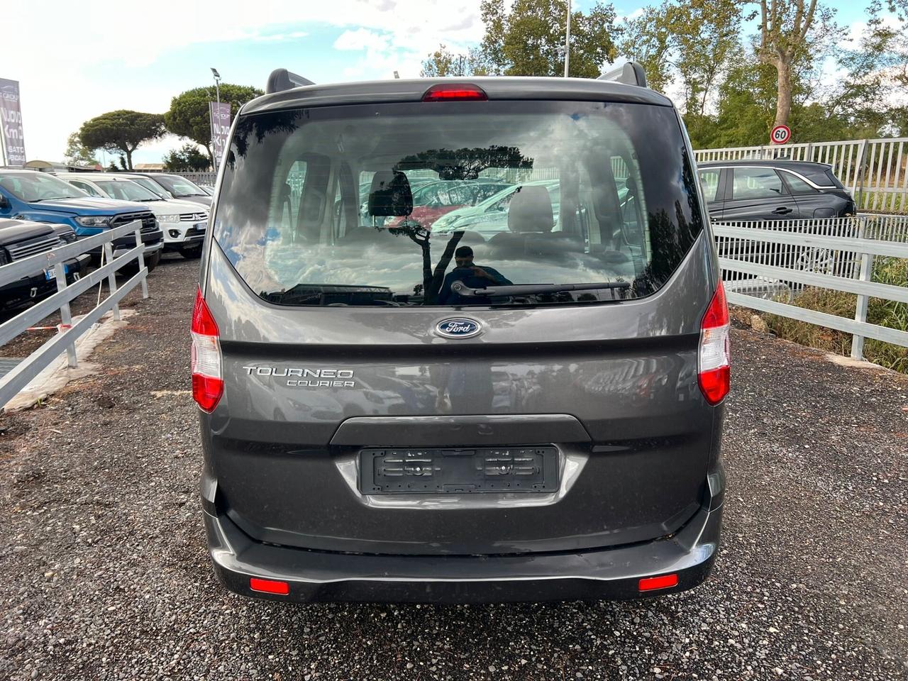 Ford Tourneo Courier Tourneo Courier 1.5 TDCI 75 CV Plus