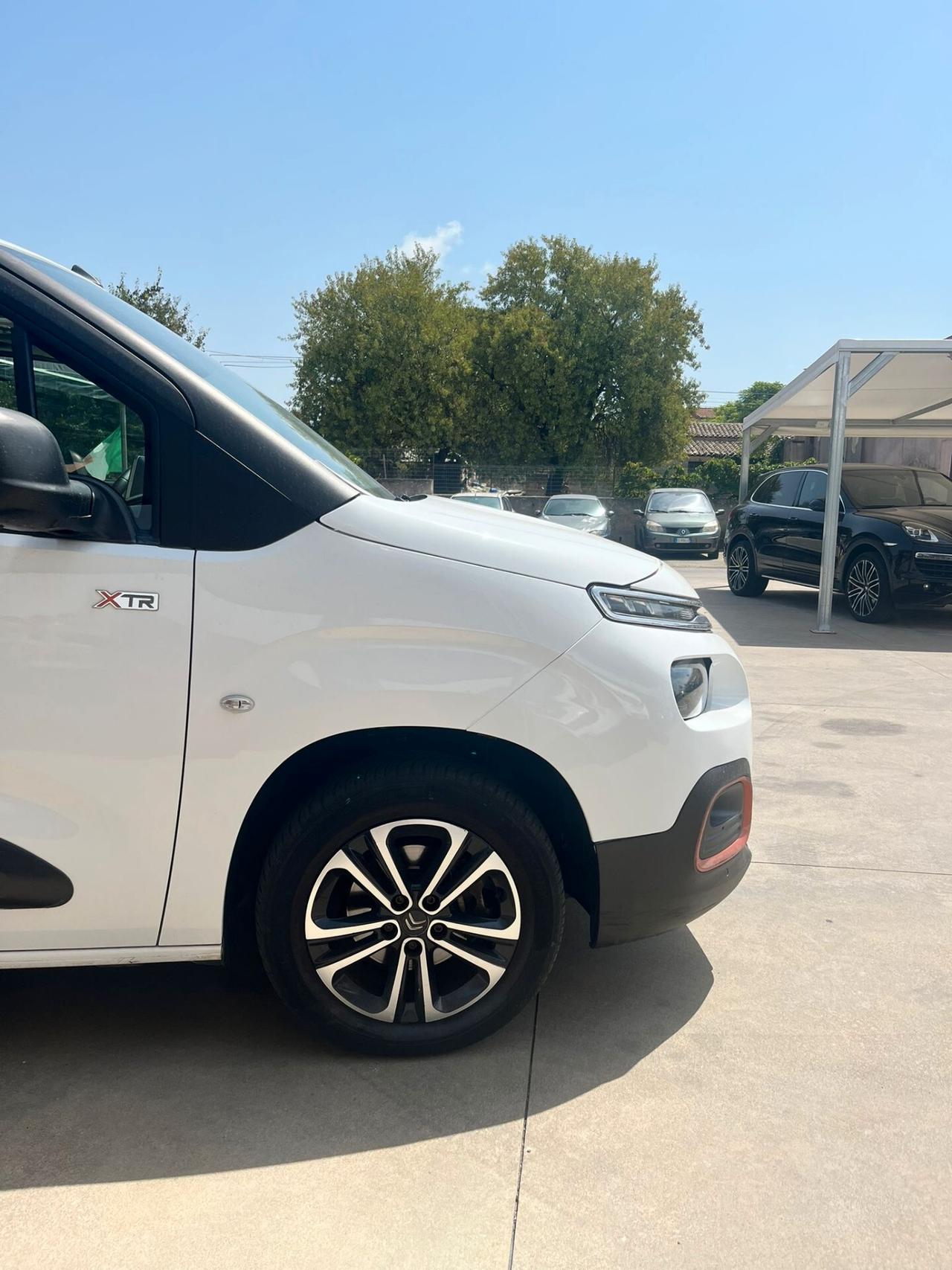 Citroen Berlingo BlueHDi 100 M Shine