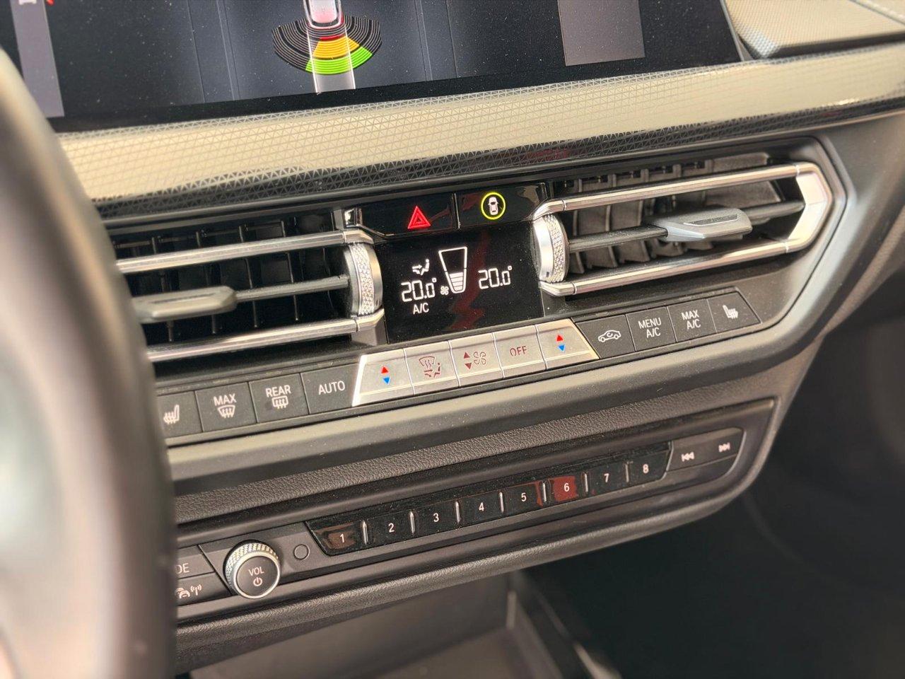 BMW 118 i ColorVision Edition 136cv auto