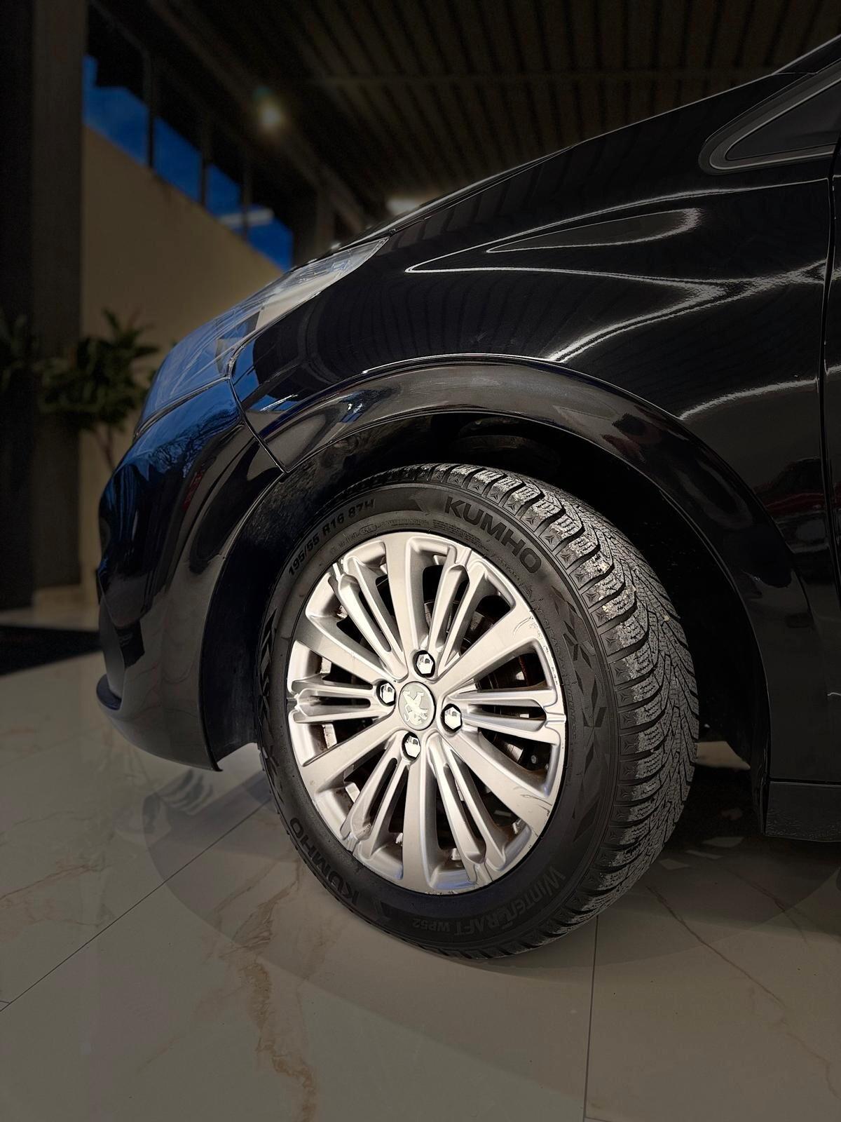 Peugeot 208 PureTech 82 Stop&Start 5 porte Allure