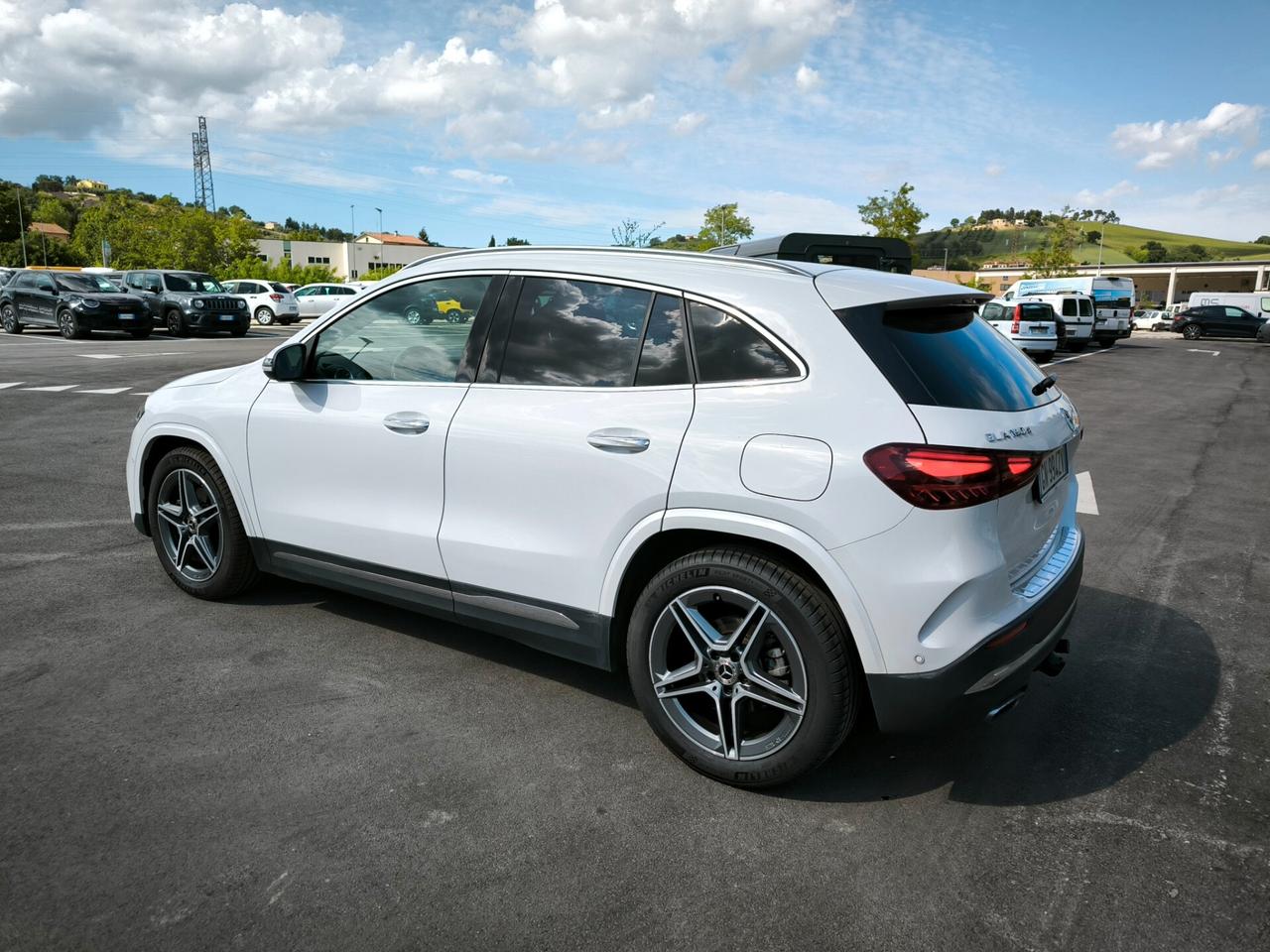 Mercedes-benz GLA 180 d Automatic AMG Line Advanced Plus