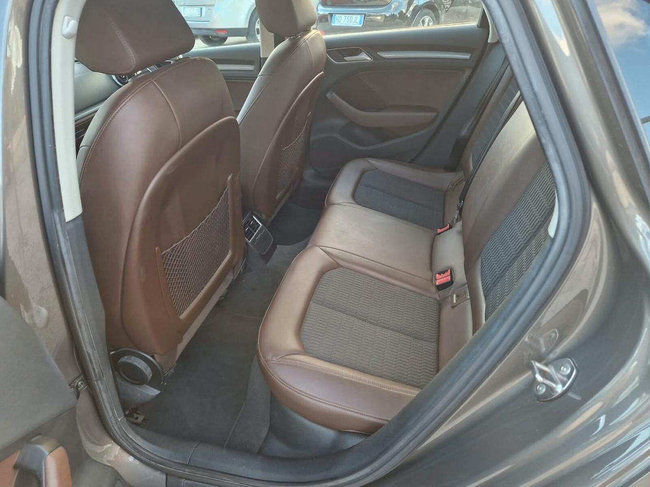 Audi A3 2.0 TDI 150 CV clean diesel Ambition
