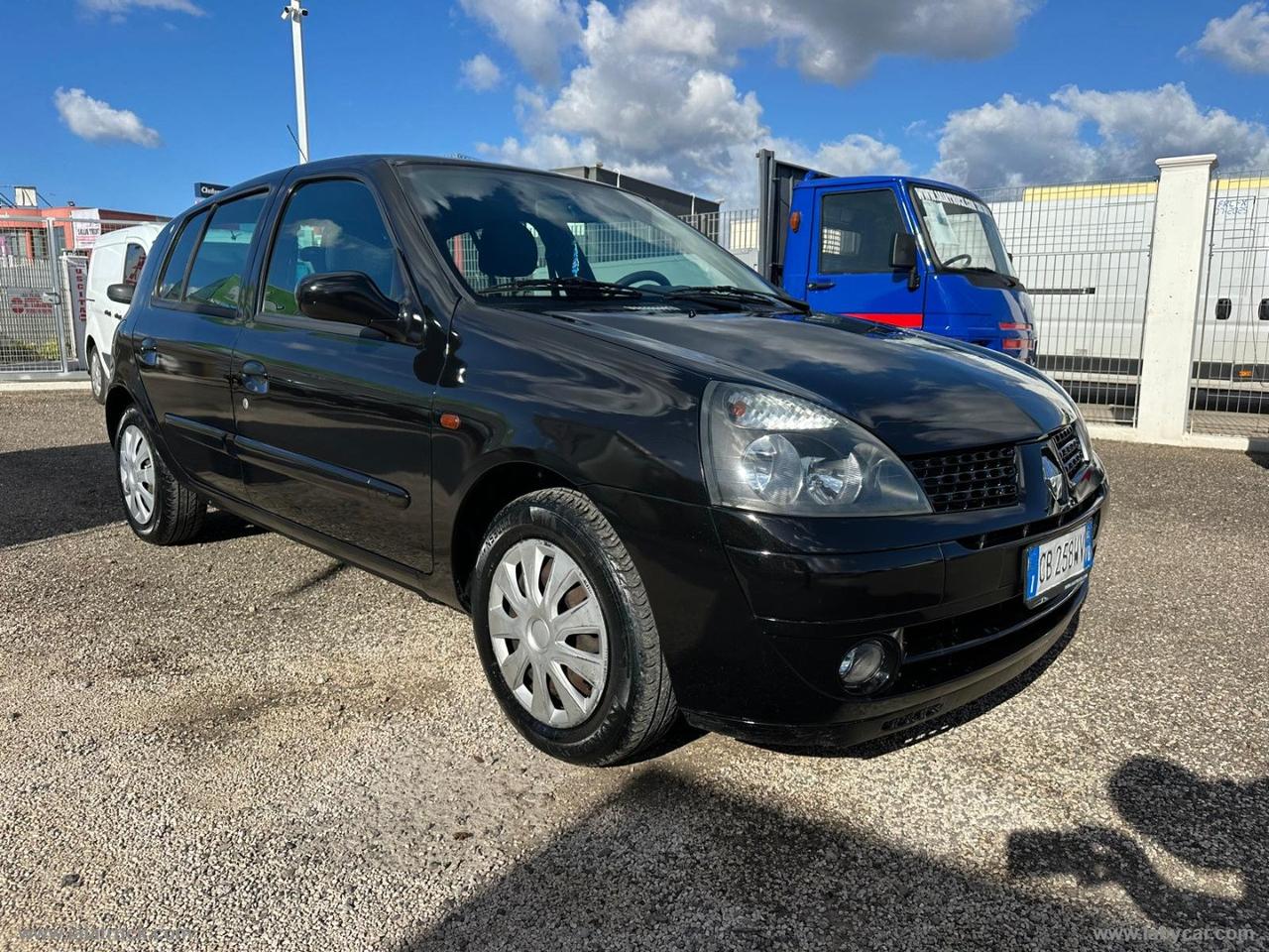 RENAULT Clio 1.2 5p.