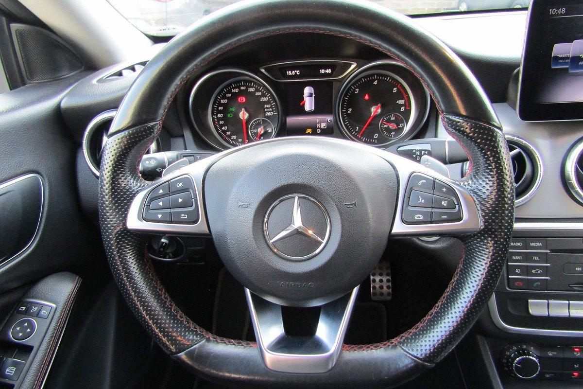 MERCEDES CLA 220 d Automatic 4Matic Shooting Brake Premium