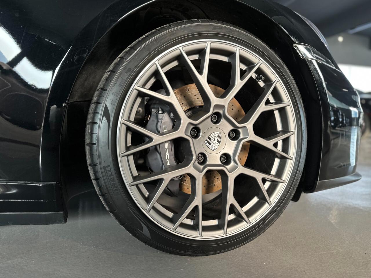 Porsche 911 992 Cabrio 3.0 Carrera 394cv auto