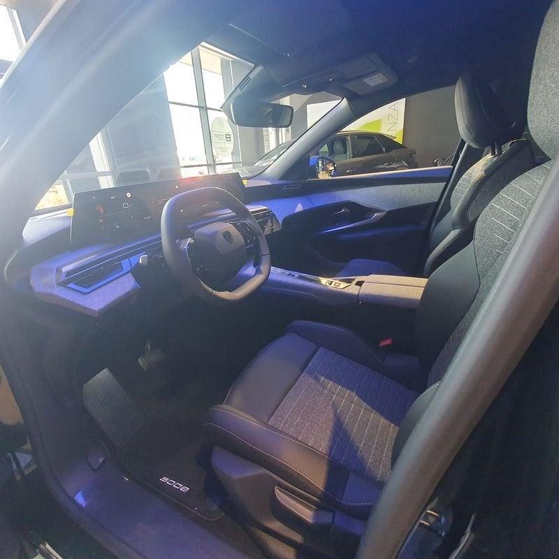 Peugeot 5008 Nuovo 5008 ALLURE - Hybrid 145 e-DCS6