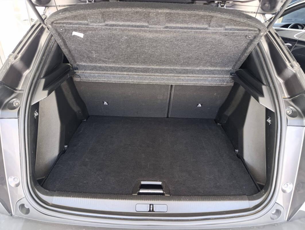 Peugeot 2008 PEUGEOT 2008 1.2 GT s&s 130cv