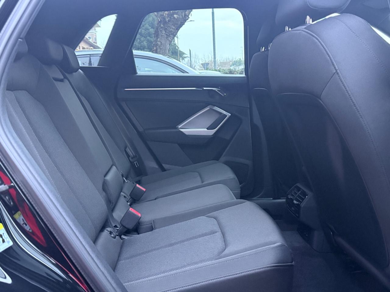 Audi Q3 SPB 45 TFSI e S tronic line edition