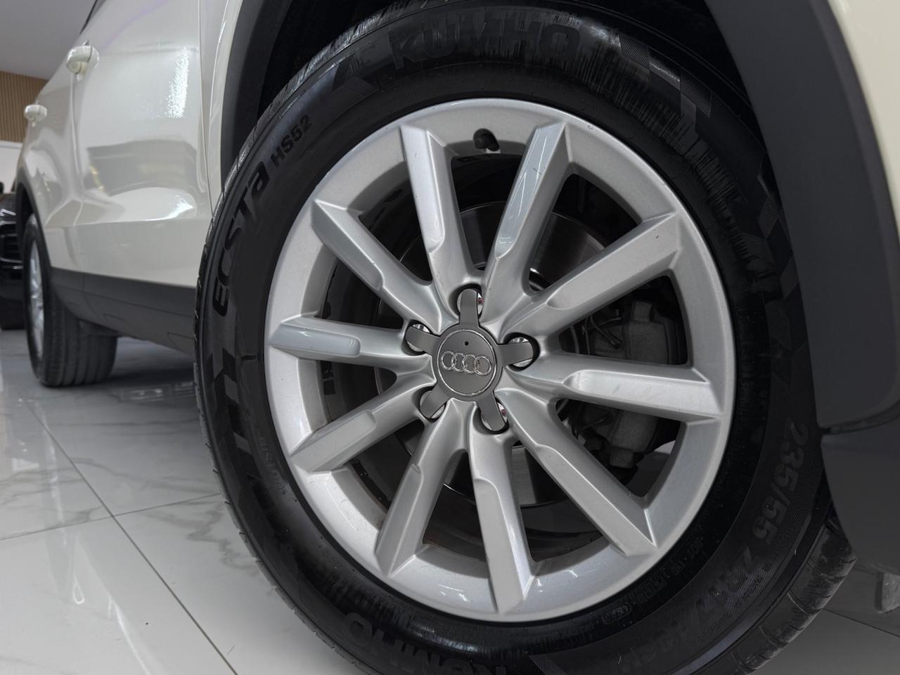 Audi Q3 2.0 TDI Business Plus