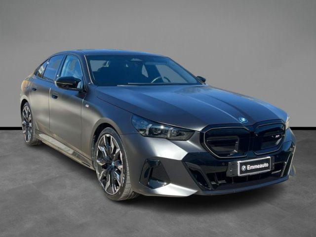 BMW i5 M60