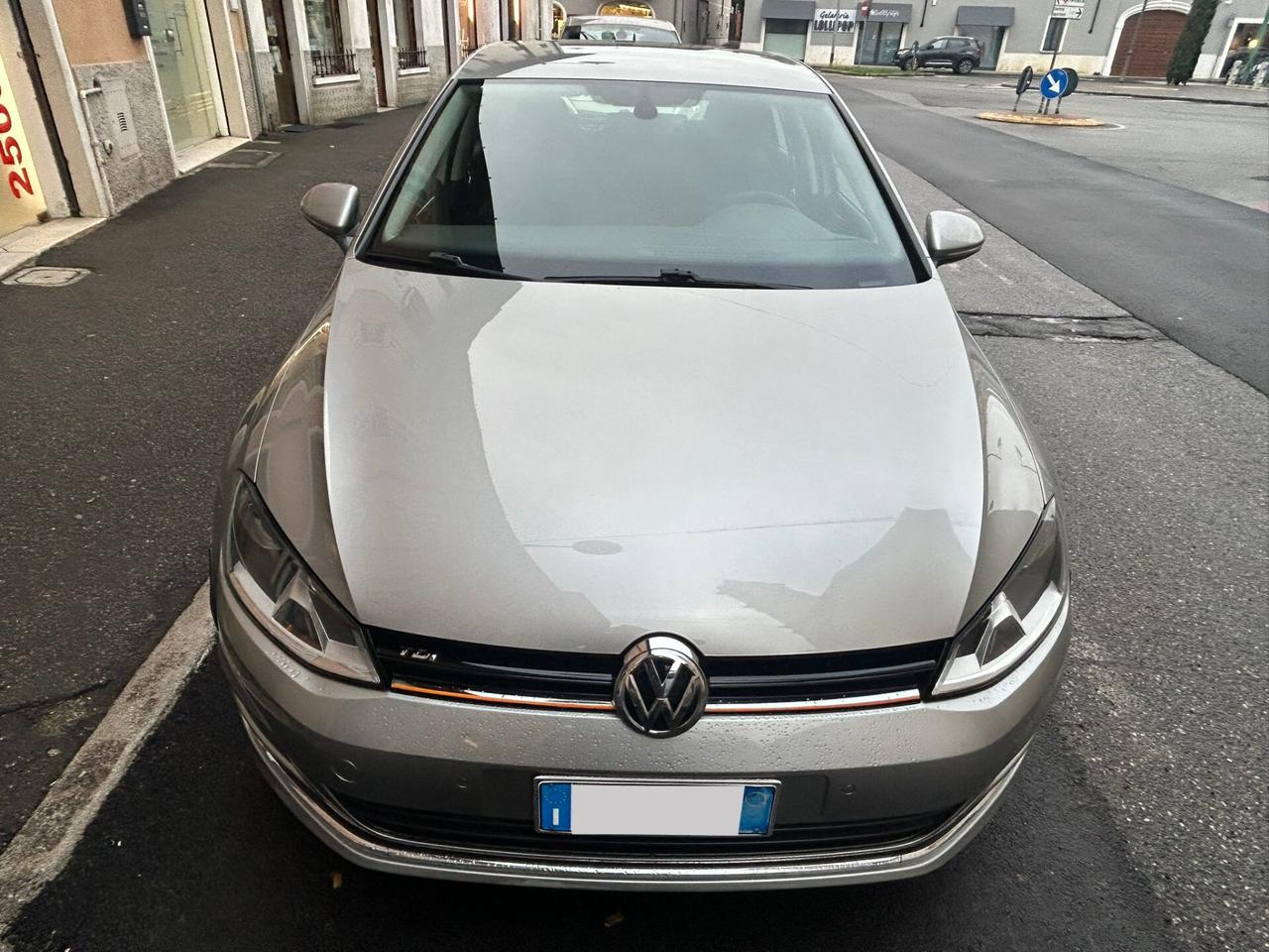 Volkswagen Golf 5p 1.6 tdi 110cv - ANCHE PER NEOPATENTATI