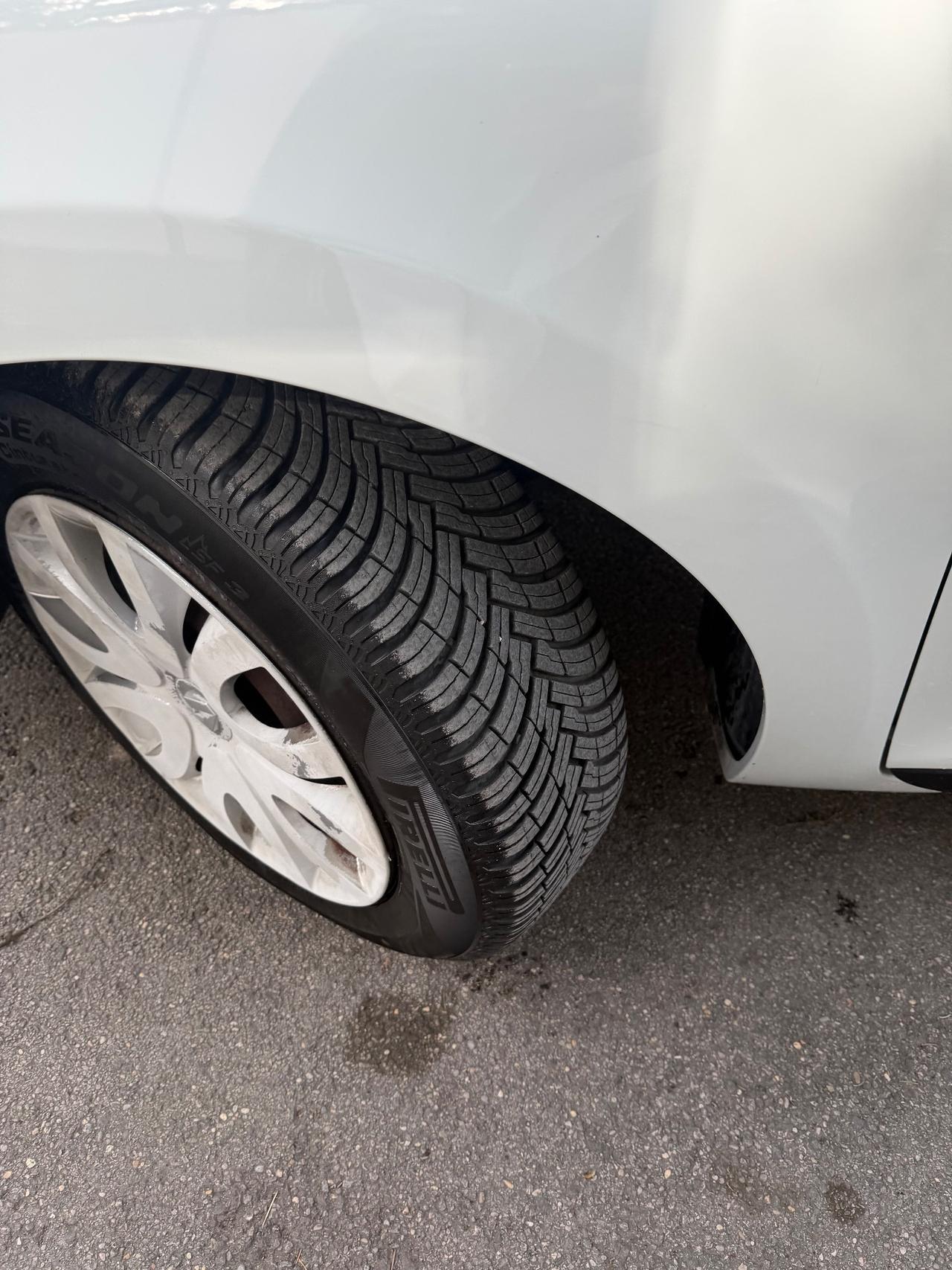 Renault Clio 1.5 dCi 8V 75CV 5 porte Wave