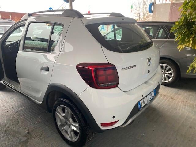 Dacia Sandero 0.9 TCe 12V TurboGPL 90CV Start&Stop Lauréate