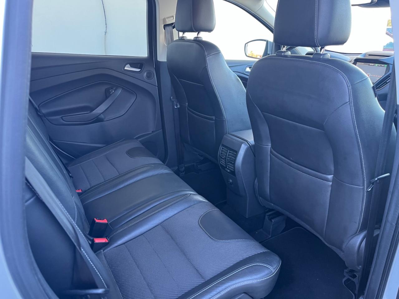 Ford Kuga 2.0 TDCI 150 CV S&S 4WD Titanium