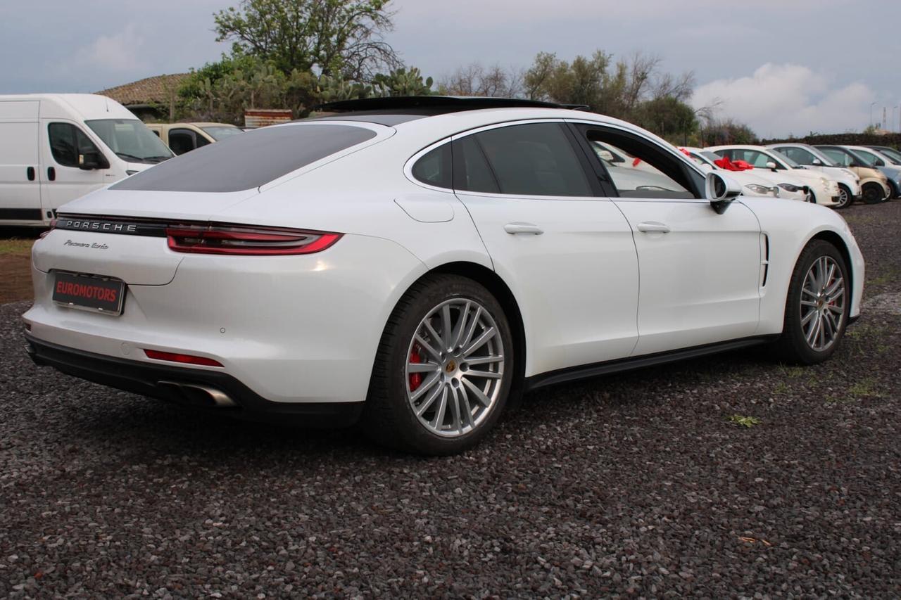 Porsche Panamera 4.0 Turbo