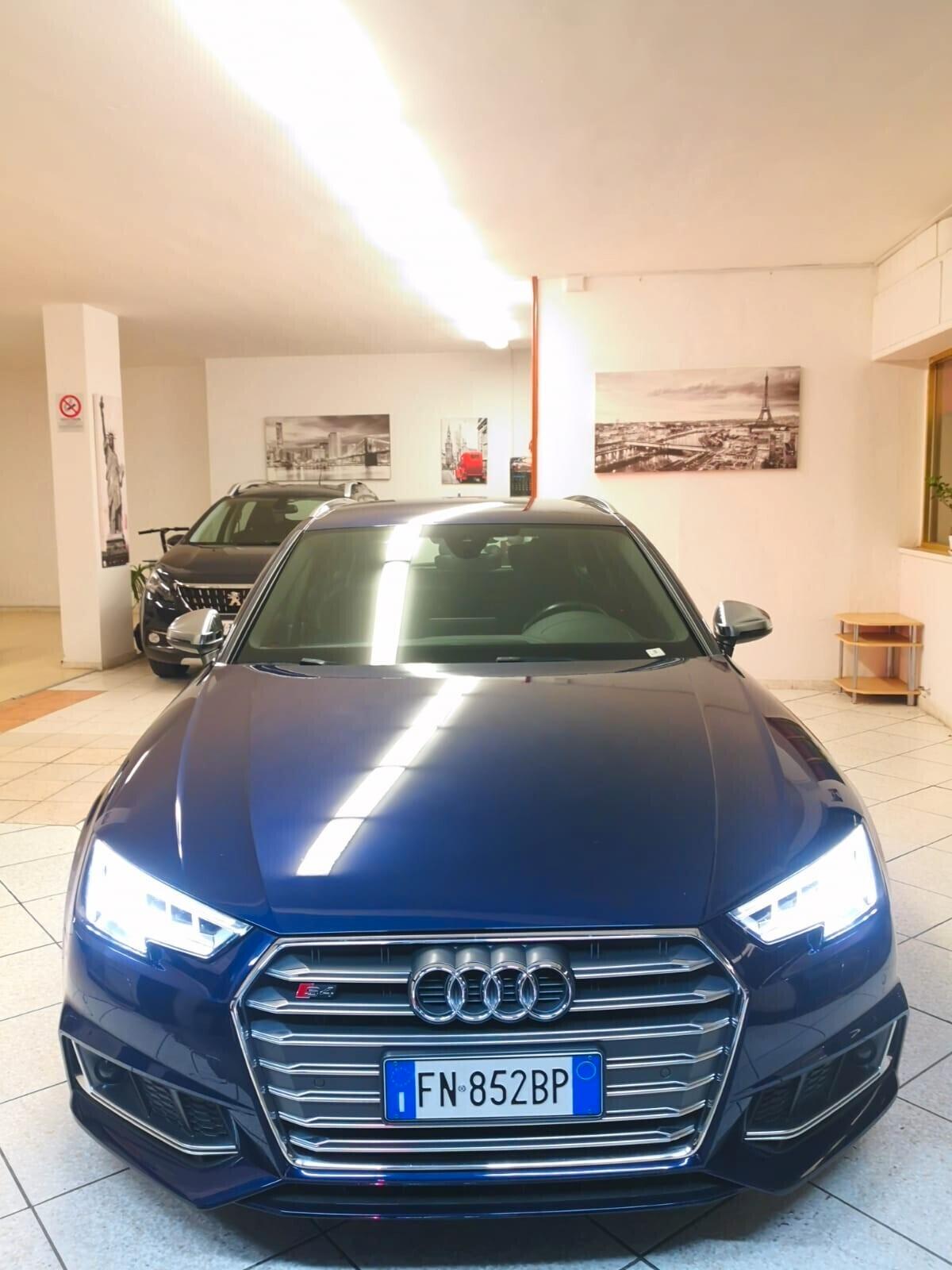 Audi S4 Avant 3.0 TFSI 353cv quattro tiptronic FULL IVA ESPOSTA